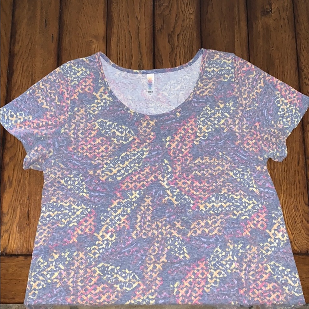 LuLaRoe SZ XL T-Shirt